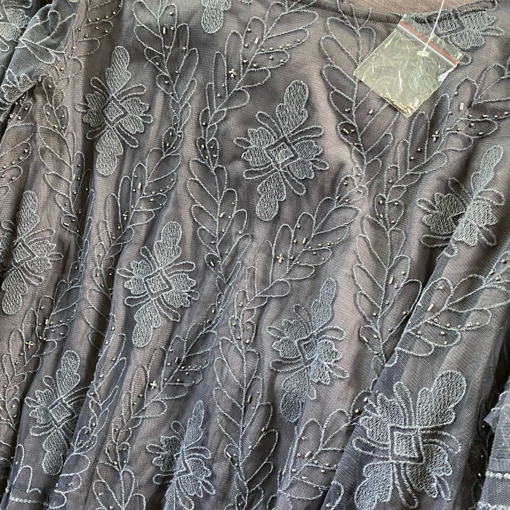 LOGO Lavish by Lori Goldstein Embroidered and Beaded Mesh top.  Size 3X.  NWOT - Picture 5 of 5